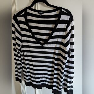 Black and White Stripe V-Neck Sweater